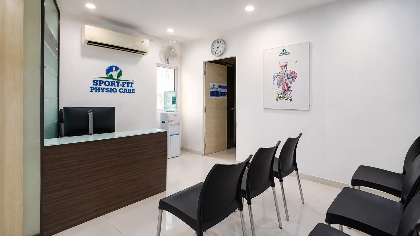 SPORT-FIT PHYSIO CARE clinic reception and waiting area in Nungambakkam, Chennai